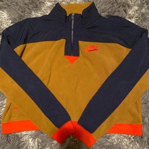 Nike cropped pullover